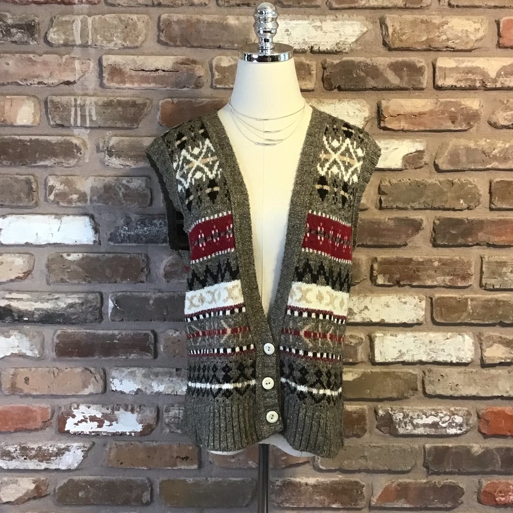 CARRIAGE COURT Women’s Vintage 3 Button Fair Isle Stripe Vneck Sweater Vest M - Picture 2 of 7
